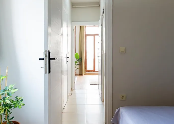 Lovely And Snug Flat, Just Steps From Istiklal Street Istanbul